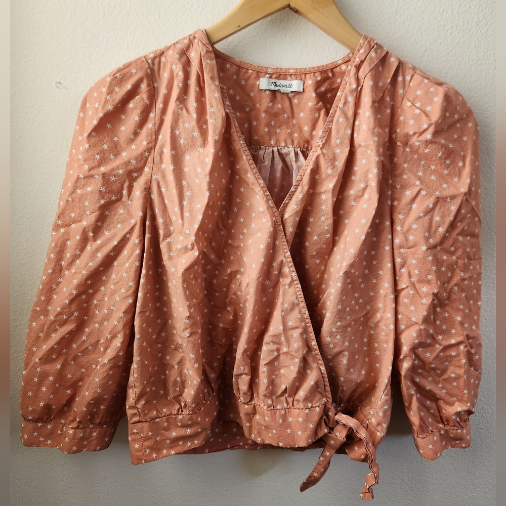 Madewell Women's Wrap Top Shirt In Star Scatter Coral Peach Size Medium - Picture 1 of 9